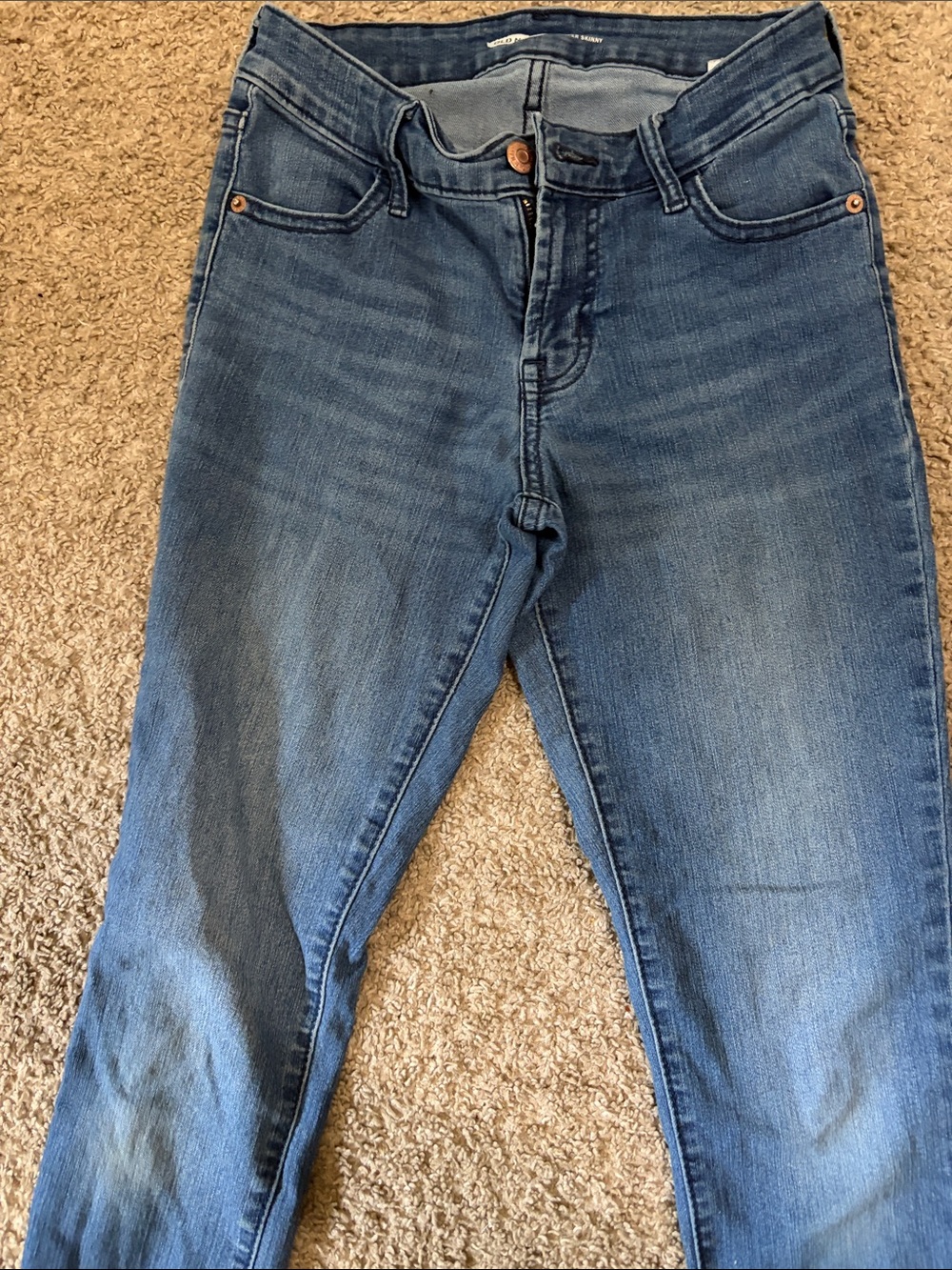 Old Navy Women's Skinny Jeans in Medium Blue Wash
